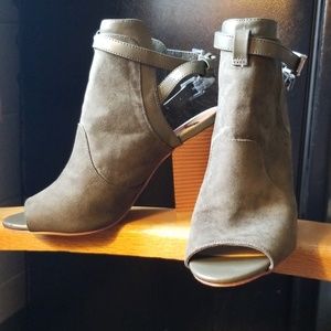 Women's Olive Green Suede Block Heel Booties